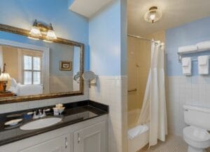 Windsor Hotel King Suite